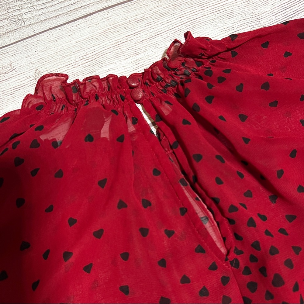 EXPRESS Heart Print Ruffle Neck Top - Picture 6 of 14